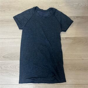 Dark blue lululemon swiftly tech